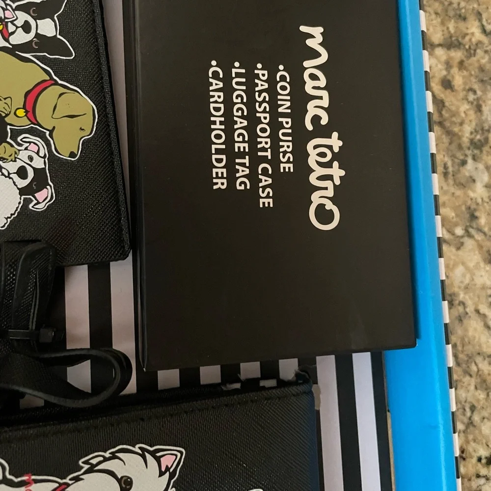 Marc Tetro Dogs Travel Set Coin Purse Passport Case Luggage Tag Cardholder set - Picture 7 of 7